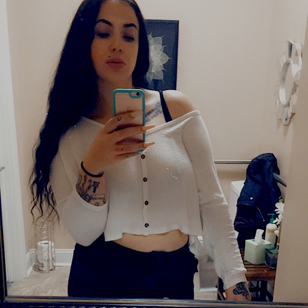 Meet your Posher, Nadine